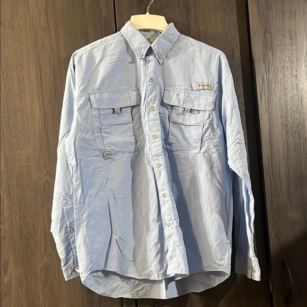 FLASH SALE! Columbia light blue long sleeve PFG shirt size small